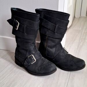 UGG women's Chancey Biker Black boots size 7.5